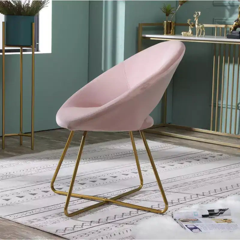 Fauteuil d'appoint en velours soyeux, rose avec piétement doré