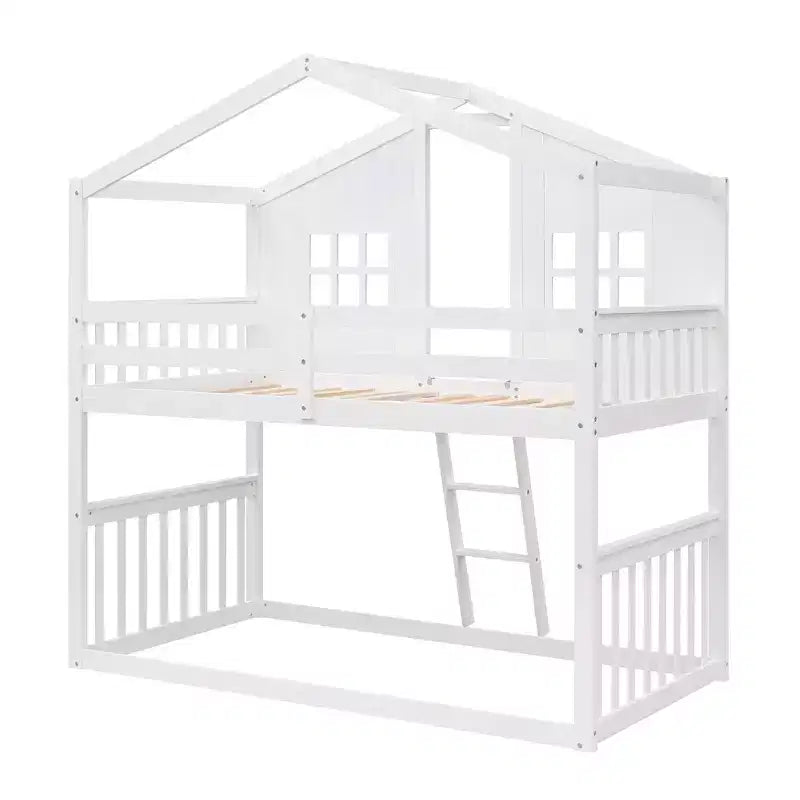 Lit superposé en forme de maison avec échelle, lits jumeaux