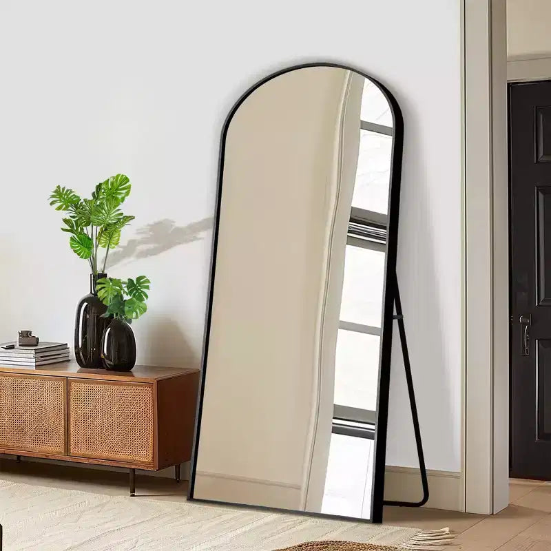 Miroir pleine longueur avec une arche à angle droit et un cadre fin en alliage d'aluminium
