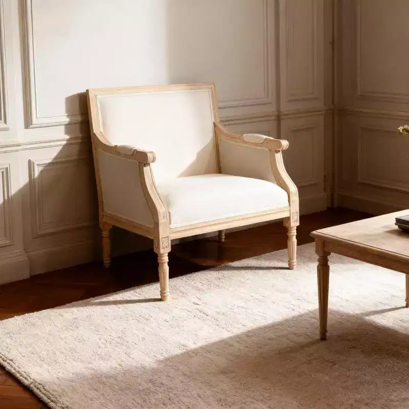 Fauteuil d'appoint français, cadre en bois traditionnel