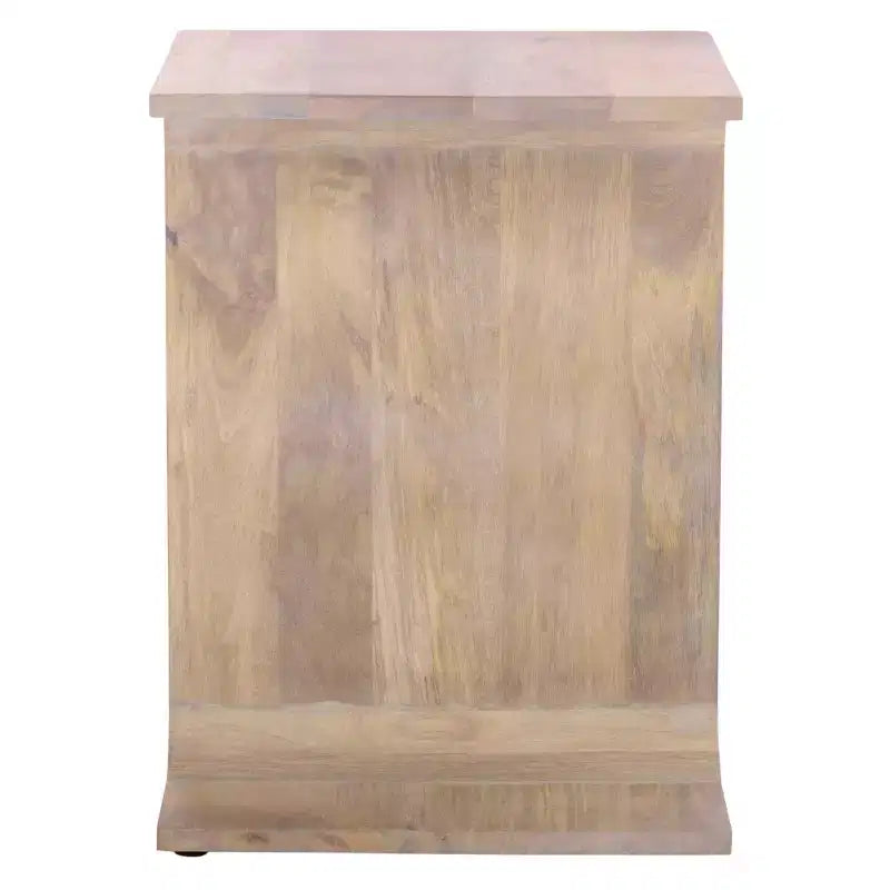Table d'appoint blanchie