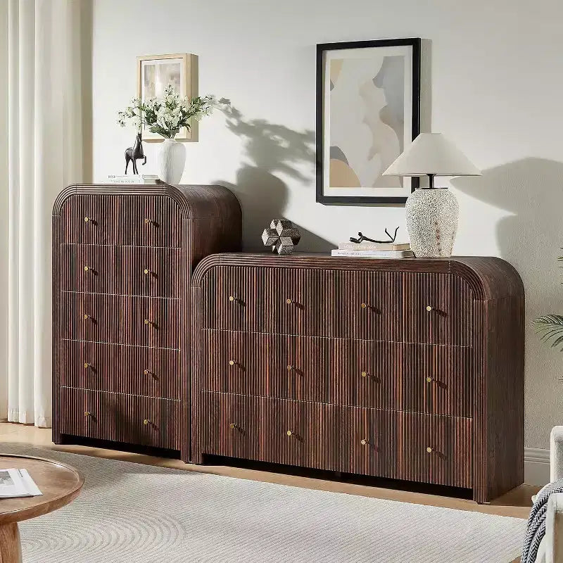 Commode 5 tiroirs cannelés à profil incurvé épais 122 cm de hauteur Placard en bois